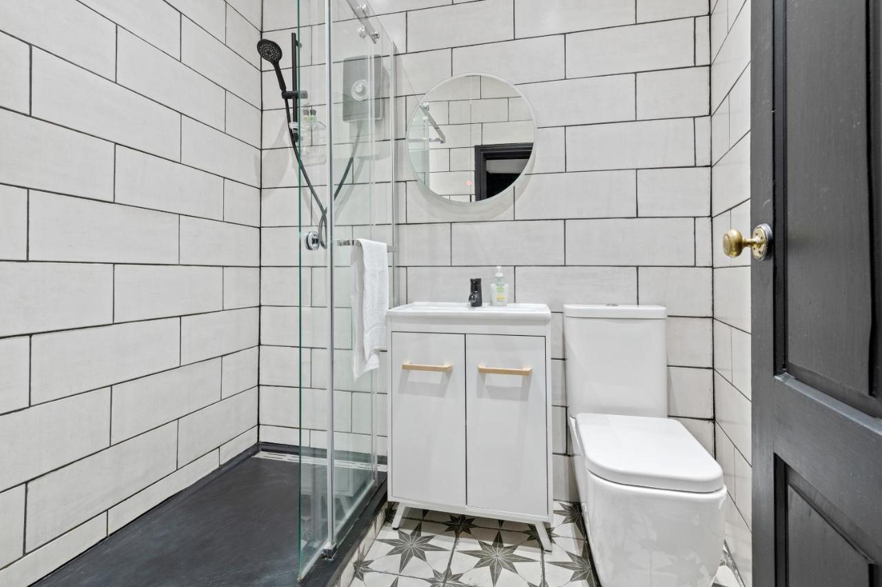 Hidden Retreat In The Heart Of The City - 2 Bed Apt นอตติงแฮม ภายนอก รูปภาพ